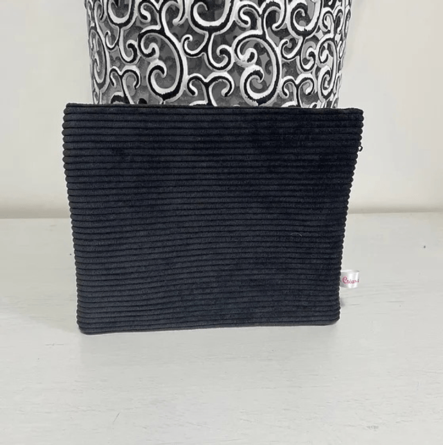 Pochette Raymonde 