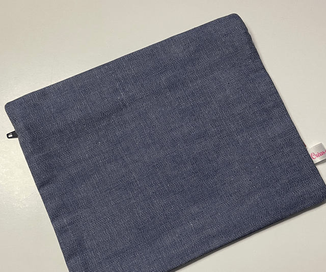Pochette Raymonde 