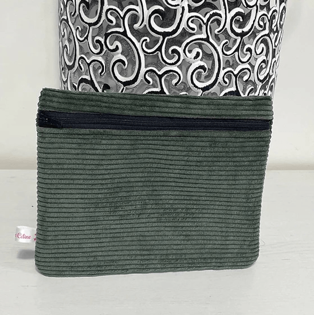 Pochette Raymonde 