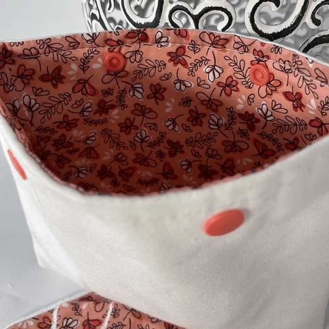 Pochette et 6 lingettes 