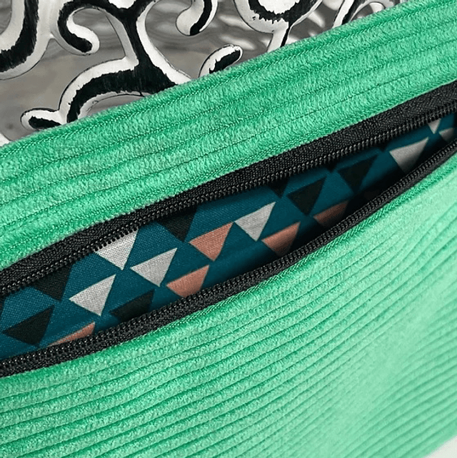 Pochette Raymonde 