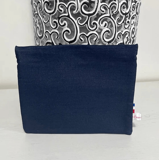 Pochette Raymonde 
