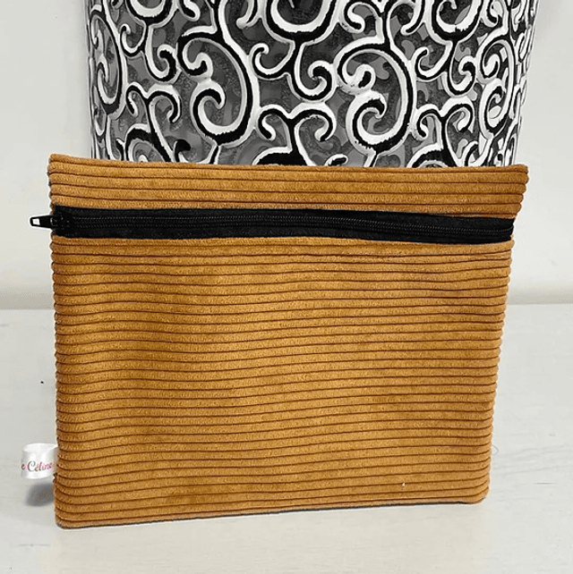 Pochette Raymonde 