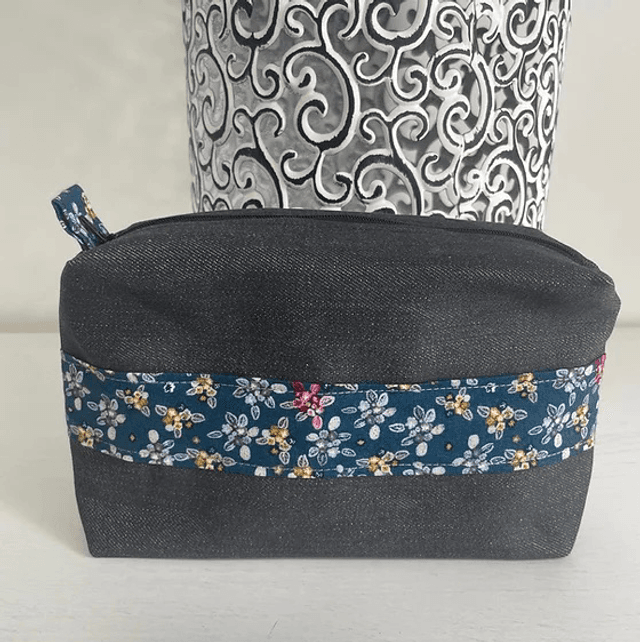Trousse carré 